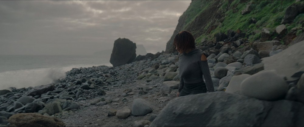 Osha sur la même plage dans The Acolyte, épisode 6